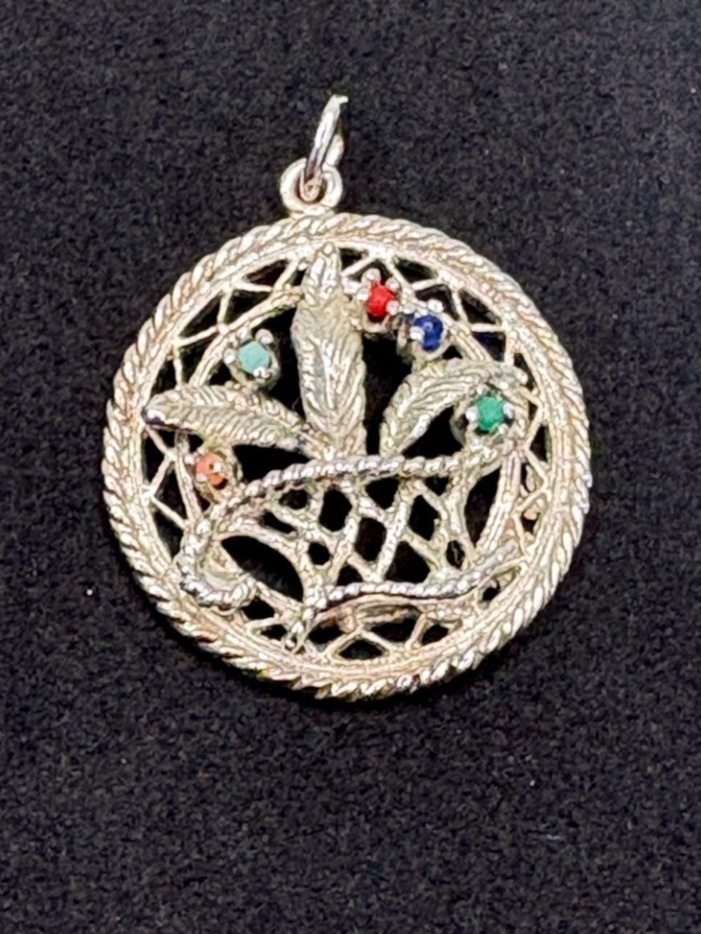 (155)Vintage Sterling Silver Pendant with Multicolor Accents and chain.